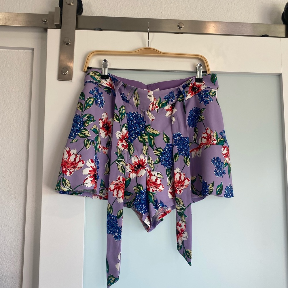 Parker Tie Shorts NWT